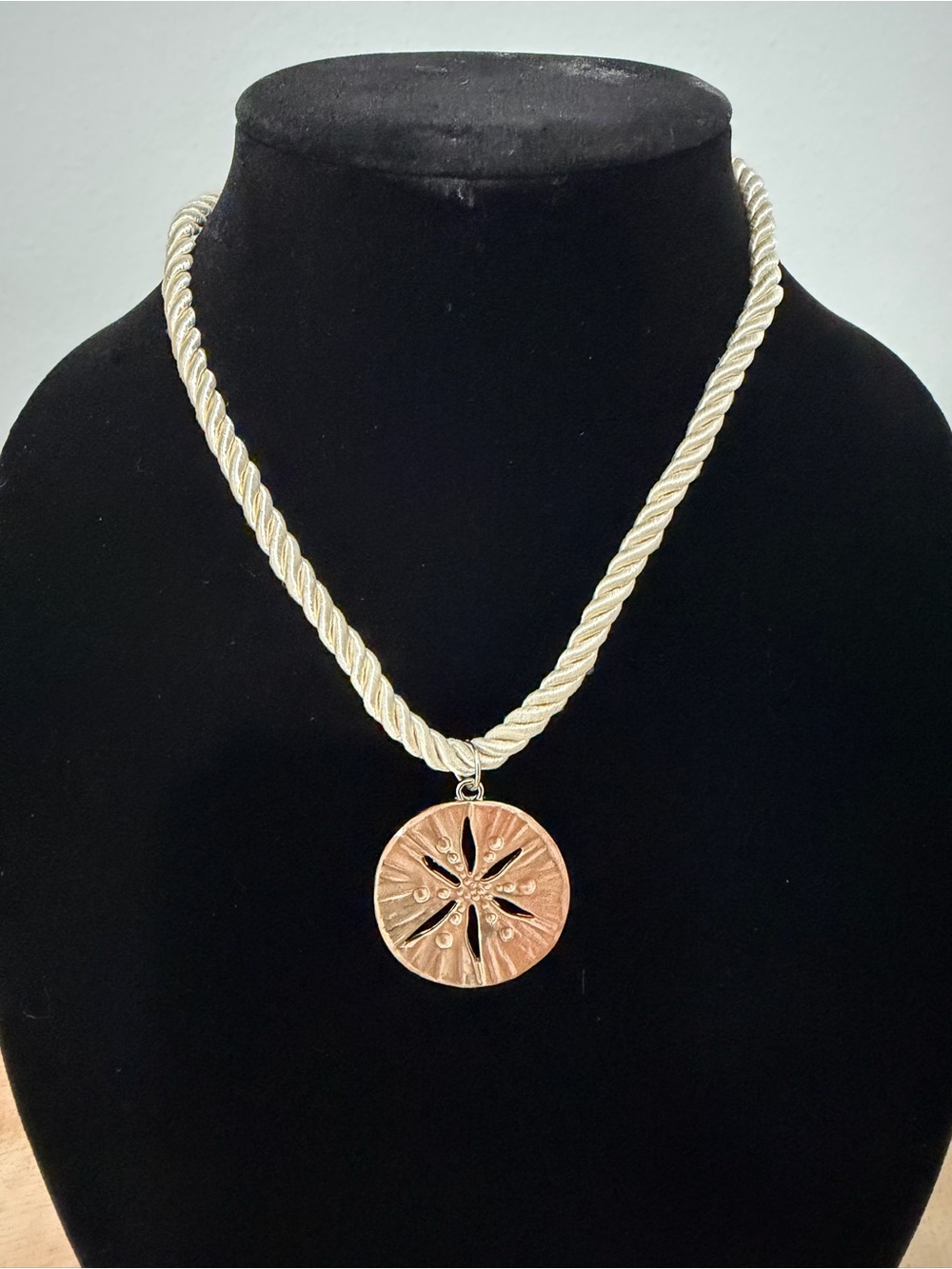 paparazzi Gold-Tone Rope Necklace with Rose Gold Sand Dollar Pendant